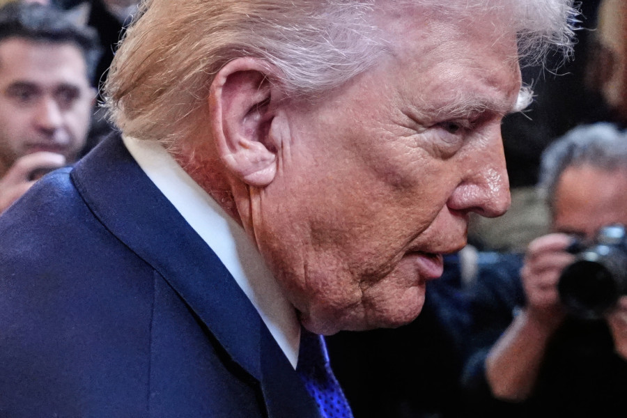 Trampove nove fotografije uzburkale javnost: Svi su primetili jedan detalj FOTO