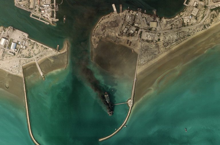 Iran raznio američke baze; Pogođen je „mozak“ vojske SAD na Bliskom istoku FOTO