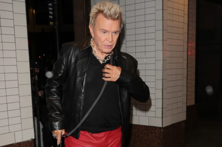 Bili Ajdol nikad iskrenije o porocima u svom dokumentarcu: „Predozirao sam se i zamalo umro“ VIDEO