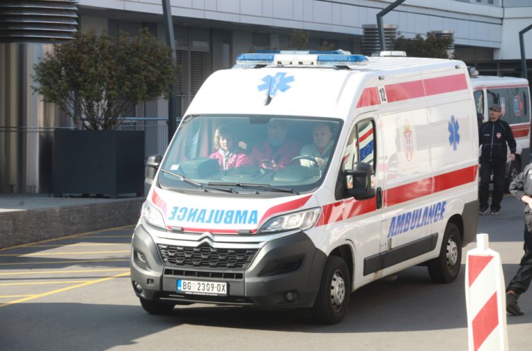 U Nemanjinoj povrijeđena tri muškarca: Pune ruke posla za ekipu Hitne pomoći