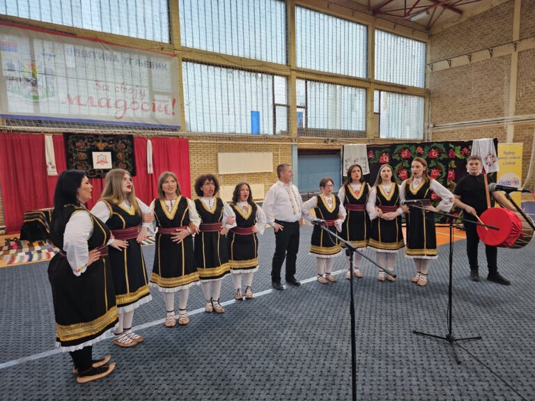 Ugljevik domaćin međunarodne smotre veterana folklora: Kola puna tradicije