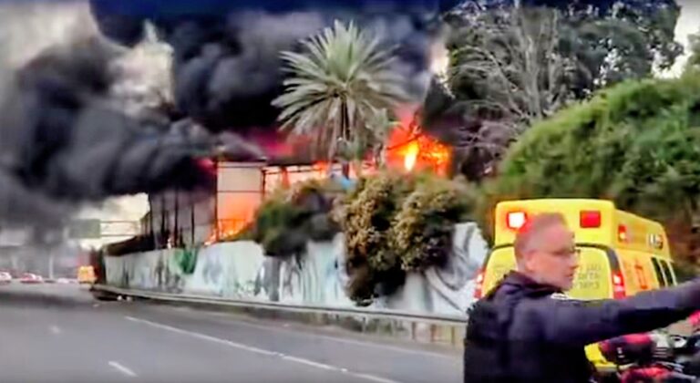 Havijer Bardem objasnio svoj stav o Palestini: „Zbog nafte bombarduju nevine ljude“