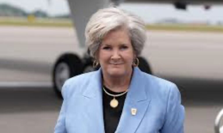 Tramp porvrdio: „Šefica kabineta ima rak!“