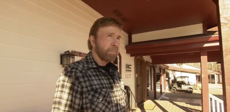 Kenijci spremaju iznenađenje na sahrani Čaka Norisa: Šalju di-džeja s jednim ciljem FOTO/VIDEO