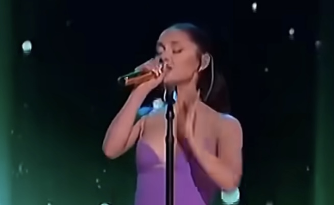 Arijana Grande progovorila o svom izgledu: „Pila sam antidepresive uz alkohol“