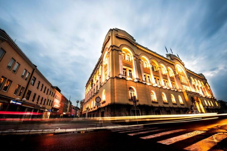 Grad stao na minut: Banjaluka se prisjetila početka NATO bombardovanja