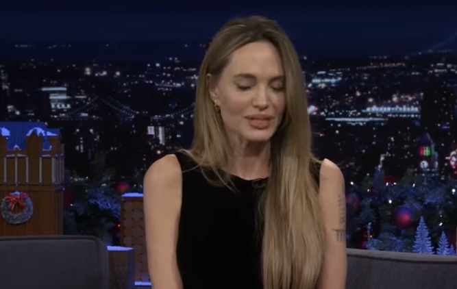 Umro rođeni stric Anđeline Džoli; I on je bio poznat, a mnogi nisu znali da su bili u srodstvu