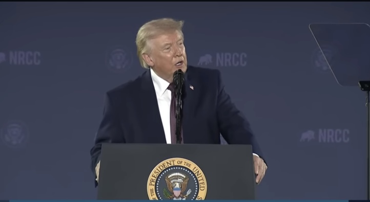 Tramp: „Dobijamo rat, Iranci mole da sklope dogovor“