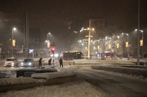 Upaljen alarm: Olujne kiše i snijeg prijete Srbiji; Na udaru i Beograd