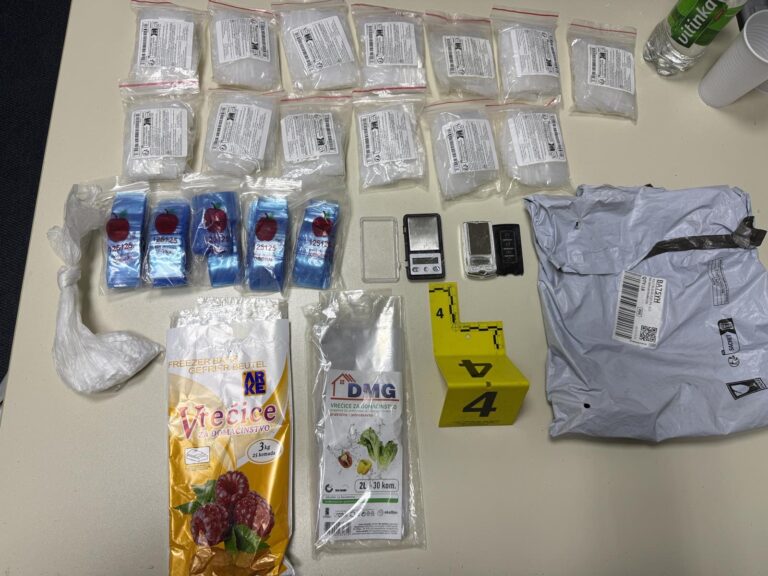 Akcija „Orion“ u Bijeljini: Pronađeno 61,9 grama kokaina, falsifikovane novčanice i oprema