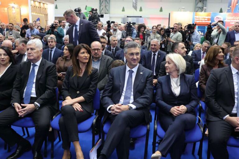 Košarac bojkotuje Sajam privrede u Mostaru: Nije došao zbog Šmita