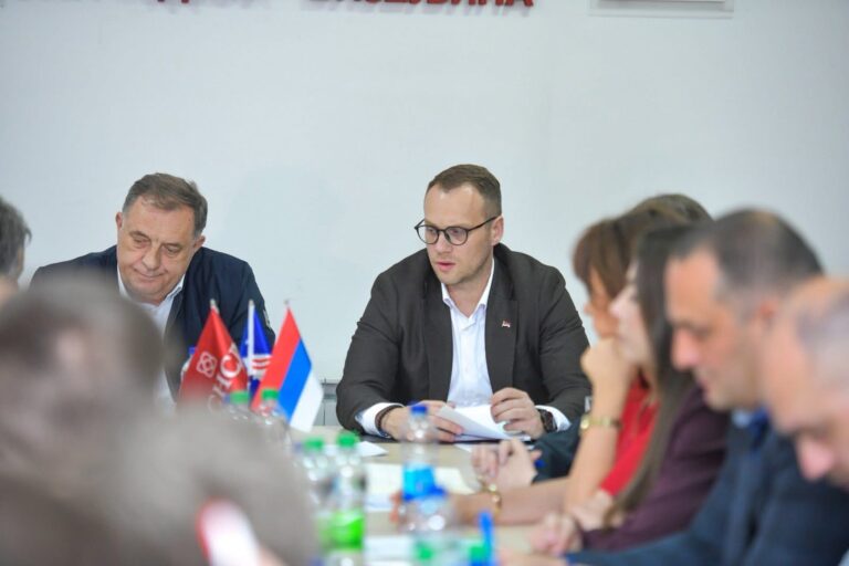 SNSD Bijeljina: Budžet vraćen građanima, Skupština ispravila propuste gradonačelnika Petrovića