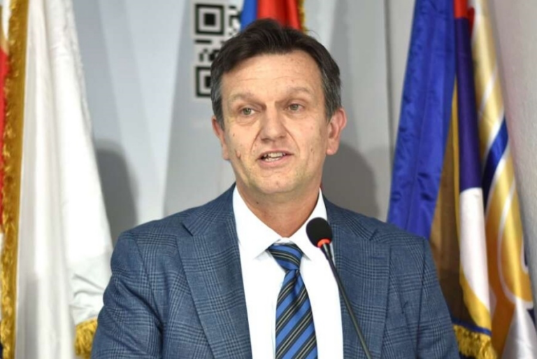 Blanuša: „Odgoditi izbore dok se ne uvedu nove izborne tehnologije!“