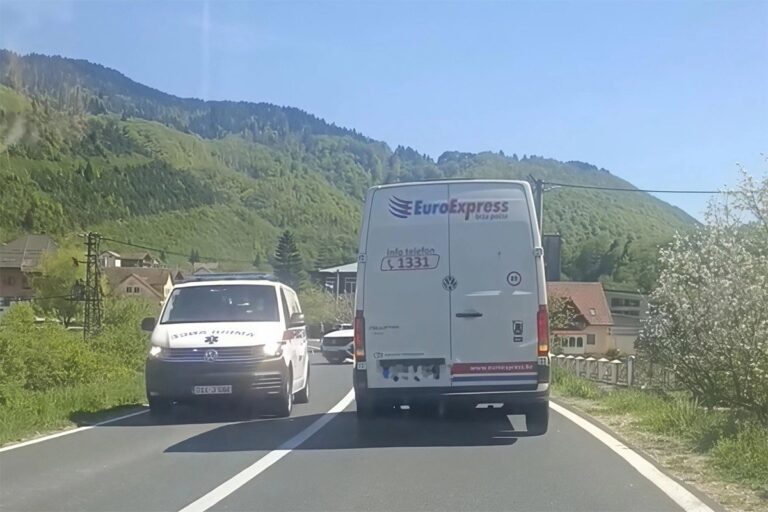 Teška saobraćajka kod Jajca sa smrtnim ishodom