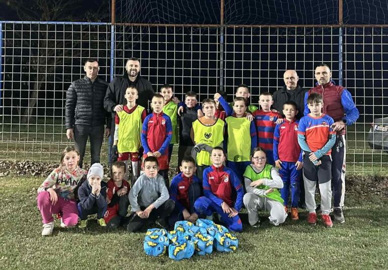 RSS i TRB ponovo u misiji za sport – lopte za Školu fudbala „Borac“ iz Osmaka