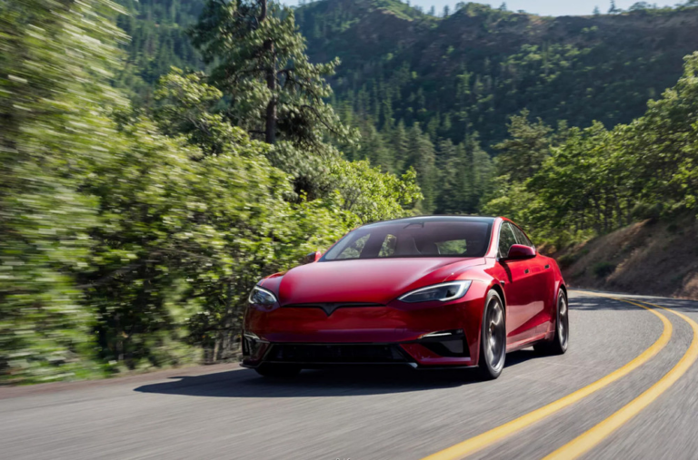 Rekordna zaliha neprodatih automobila: Razlika između proizvodnje i prodaje nikad veća