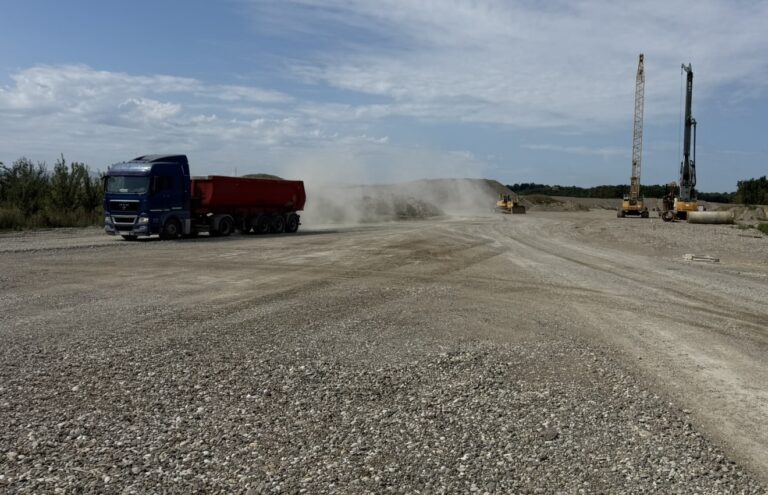 Spoj teorije i prakse: Srednjoškolci iz Janje obilaze gradilište kod Bijeljine