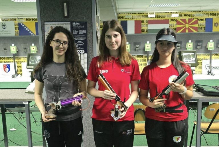 TRB iz Bijeljine zablistao u Sarajevu: Sofija Rakić dvostruka šampionka, ekipno zlato za Bijeljinke