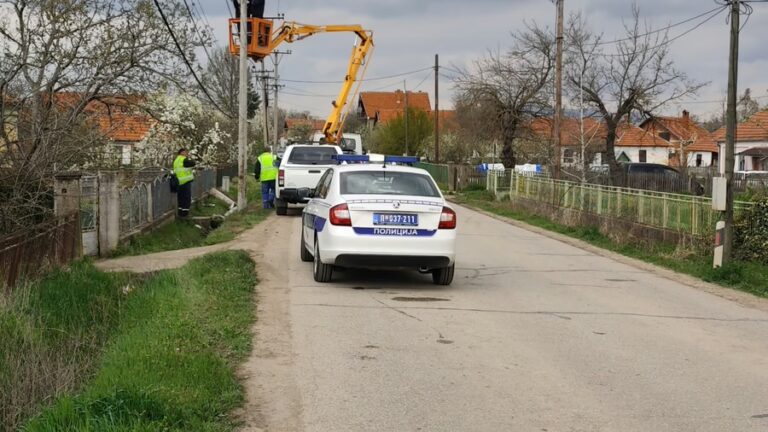 Tuga u Gornjem Krčinu nakon smrti osamnaestogodišnjakinje: Roditelji su samo nju imali, kako da je prežale